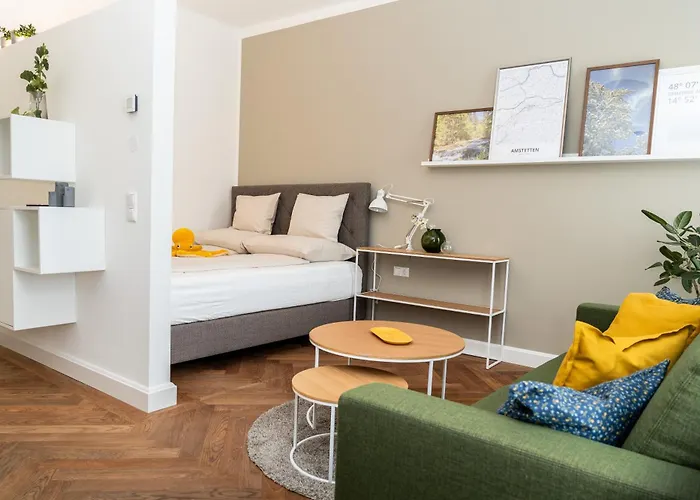 Twenty Five - Work & Life アパート *